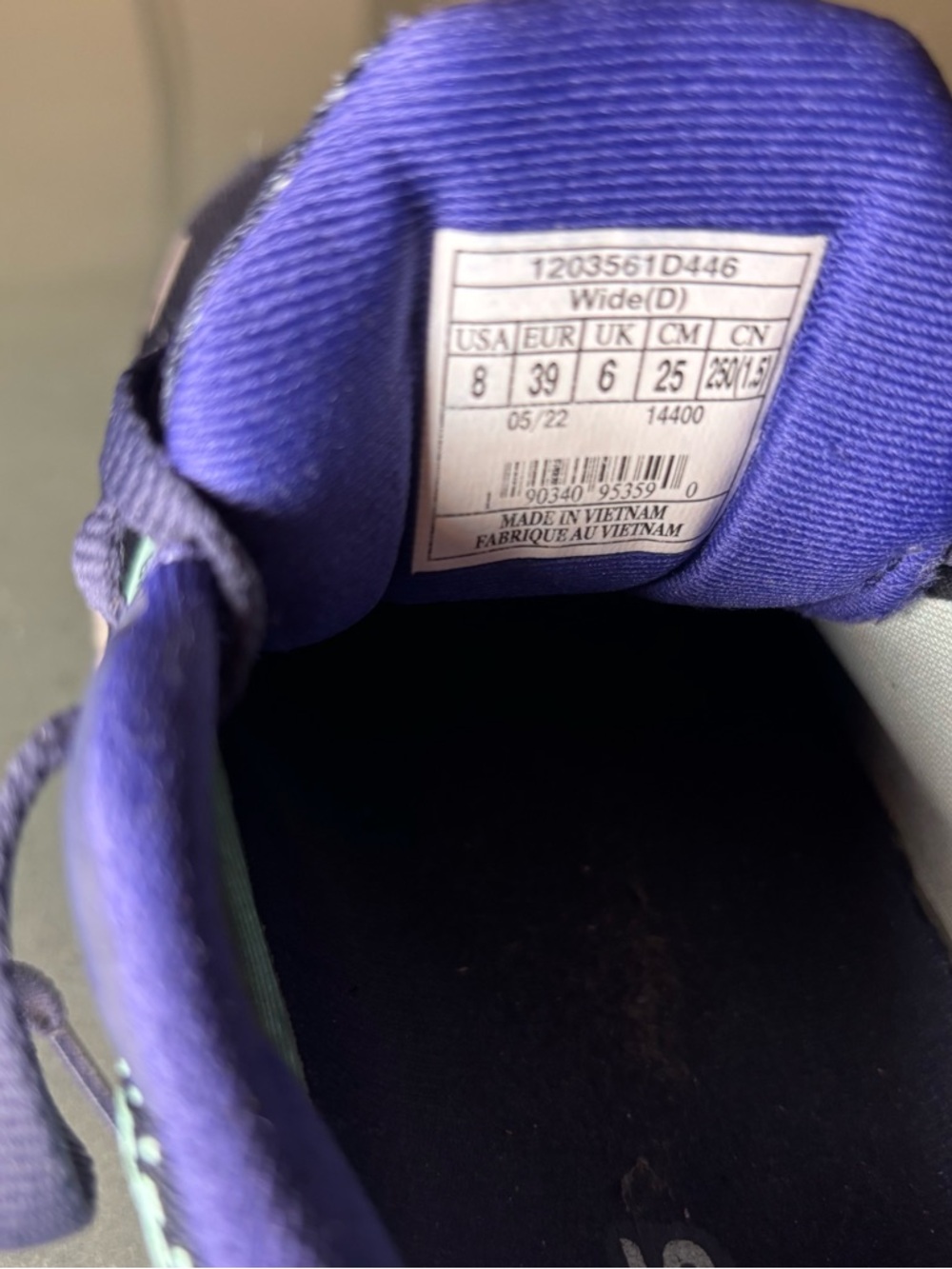 Brooks Women's Navy and Mint Lace-Up Running Sneakers - Picture 10 of 10